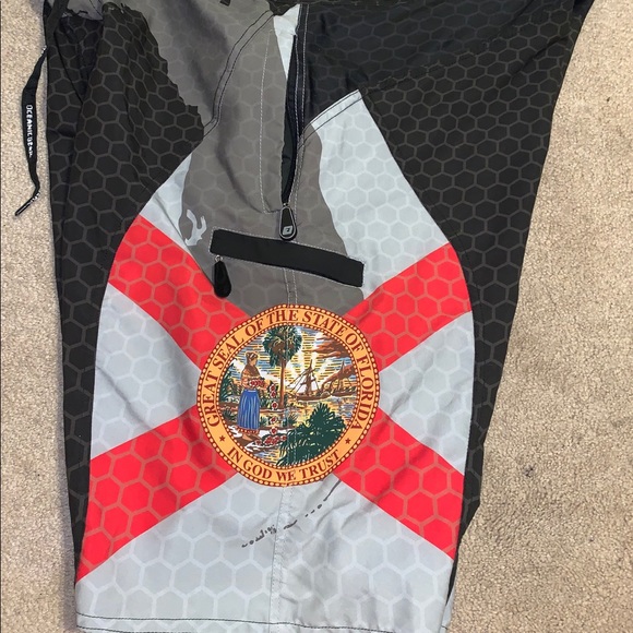 Oceanic Gear tactical board shorts - Picture 3 of 4